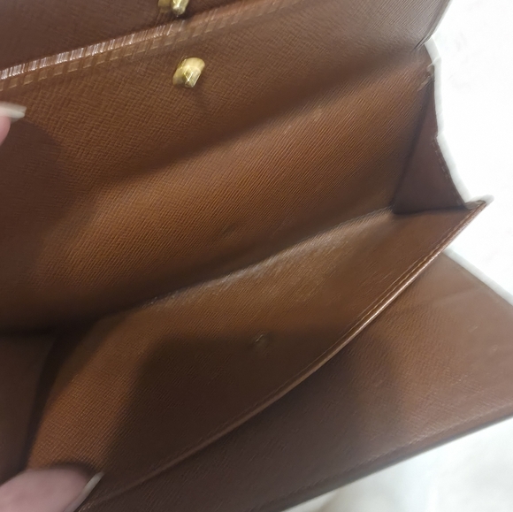 Louis Vuitton Monogram Long Wallet on Chain - Picture 5 of 9